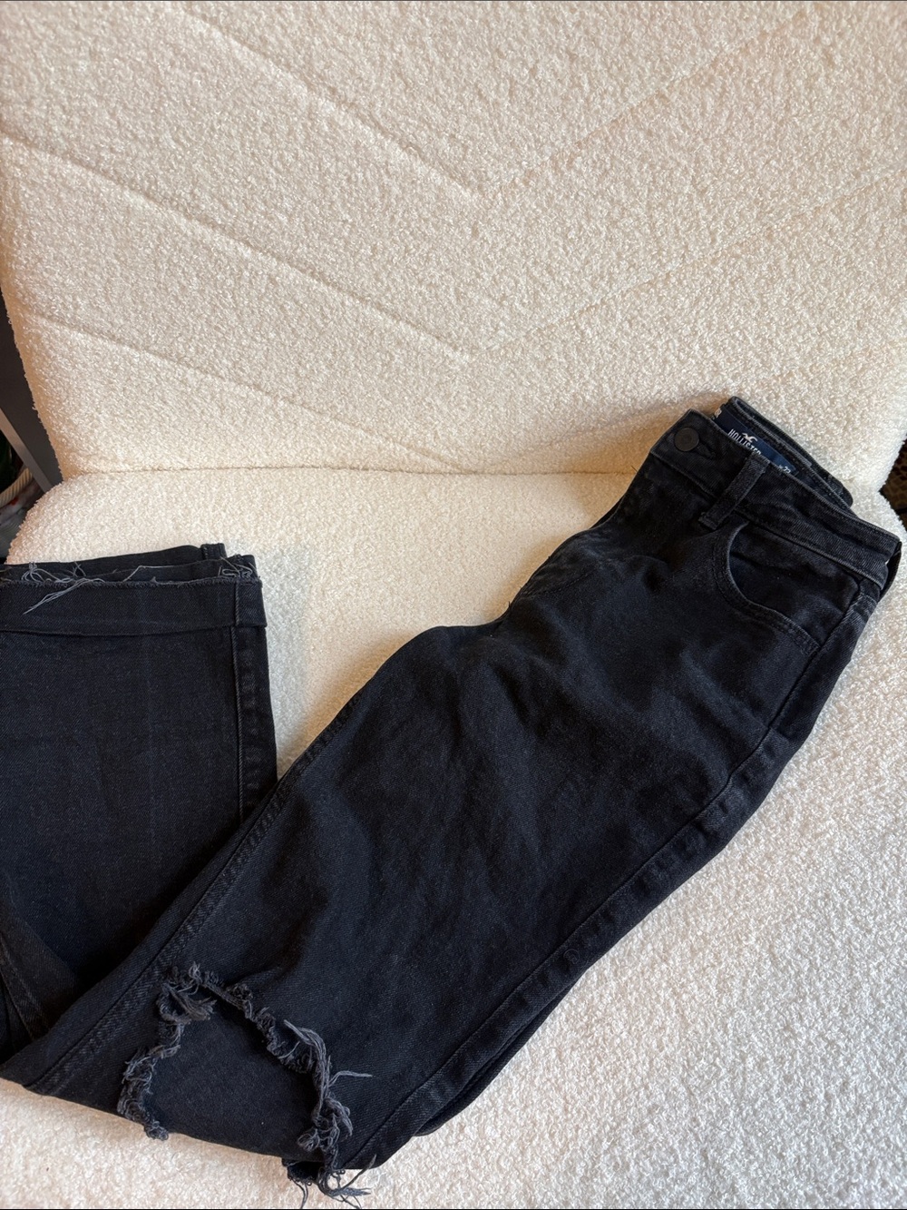 Hollister Black High-Rise Distressed Jeans